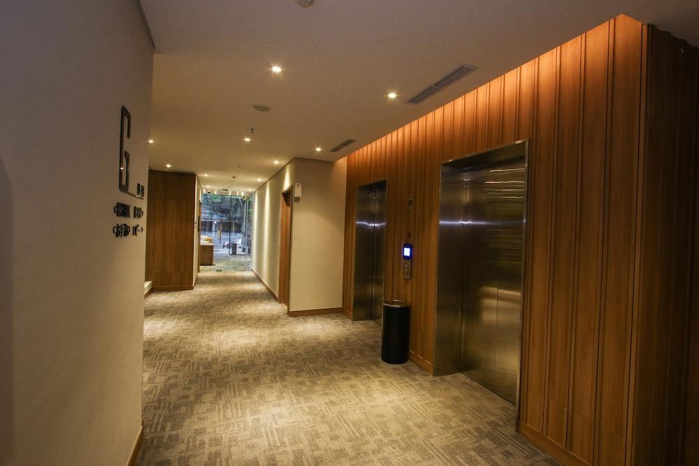 Kuretakeso Kemang Hotel Джакарта Екстериор снимка