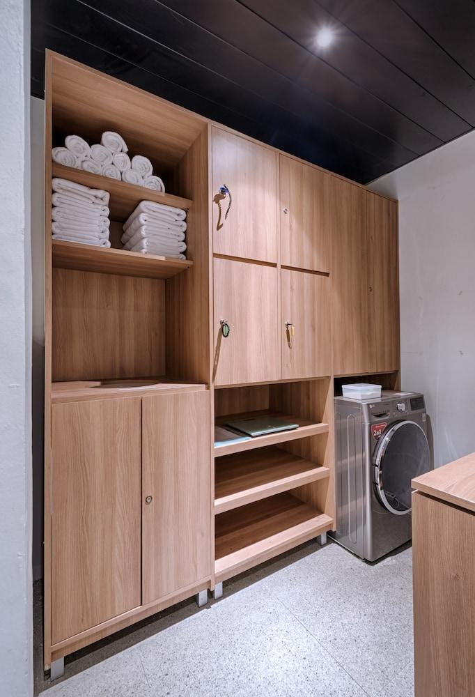 Kuretakeso Kemang Hotel Джакарта Екстериор снимка